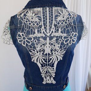 Jean Vest